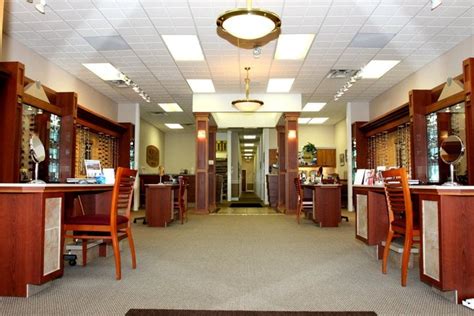 Yelp optometrist - 2. Midwood Eye. “They use some of the best equipment I've seen in an eye doctor. They also listened to my previous...” more. 3. Spectrum Eye Care. “Meredith Hackley, the optometrist who performed my eye exam was wonderful.” more. 4. Carolinas Vision Group.